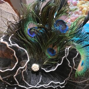 Elegant Black and Green Feathered Fascinator